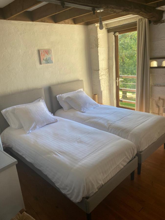 Вилла Domaine De La Roche Chabrelle Saint-Just  Экстерьер фото